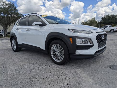 Used 2019 Hyundai Kona SEL w/ Cargo Package FWD image 2