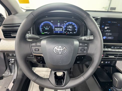 New 2026 Toyota Camry XLE AWD/4WD image 30