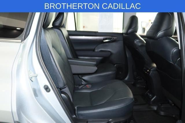 Used 2021 Toyota Highlander Platinum AWD/4WD image 32