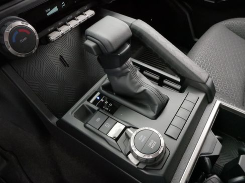 Certified 2025 Toyota 4Runner SR5 image 24