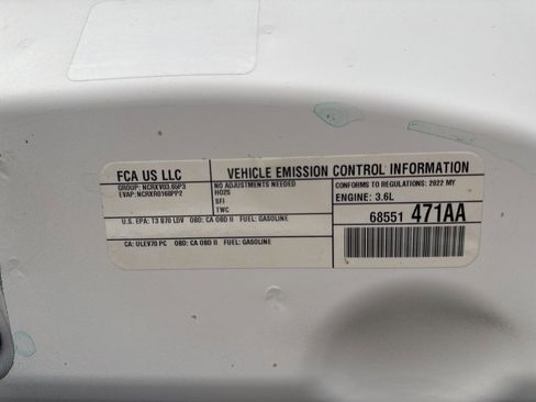 Used 2022 Dodge Challenger GT w/ Plus Package image 18