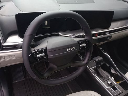 New 2026 Kia Sorento S w/ S Panoramic Sunroof Package image 9