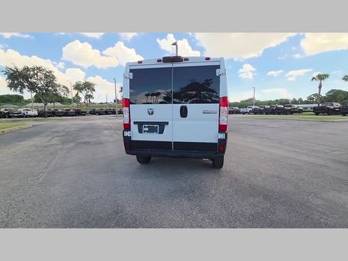 Used 2025 RAM ProMaster 2500 w/ U-Haul Equipment Group FWD image 41