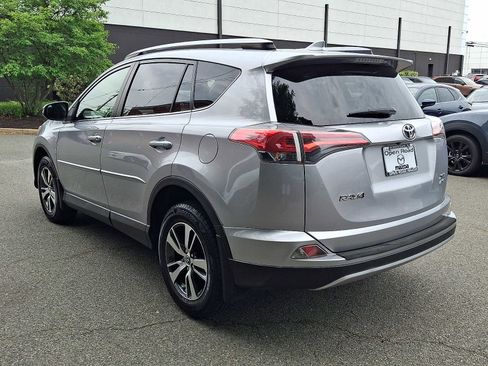 Used 2018 Toyota RAV4 XLE w/ Plus Extra Value Package AWD/4WD image 6