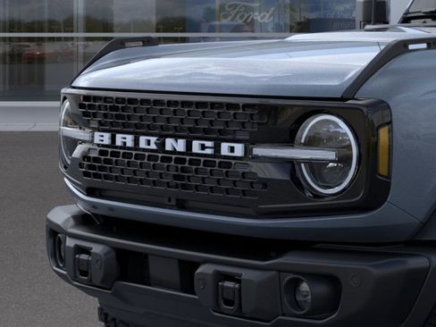 New 2025 Ford Bronco Badlands image 19