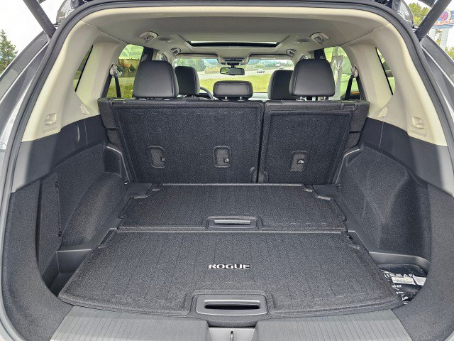 Certified 2026 Nissan Rogue Platinum AWD/4WD image 18