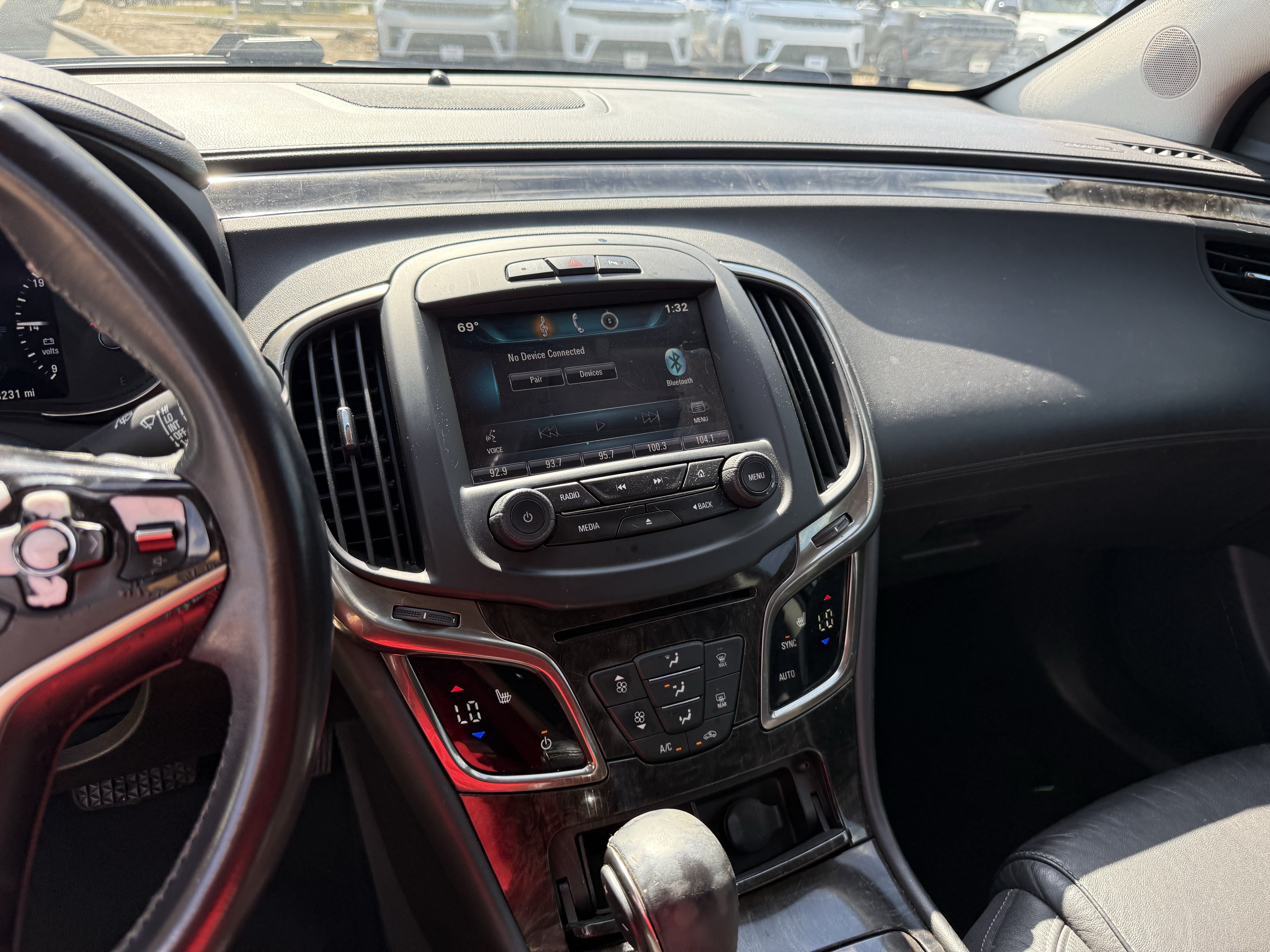 Used 2015 Buick LaCrosse Leather w/ Driver Confidence Package #1 FWD image 19