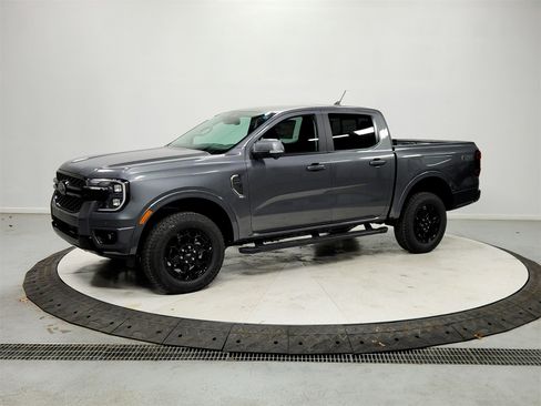 New 2025 Ford Ranger Lariat w/ FX4 Off-Road Package image 3