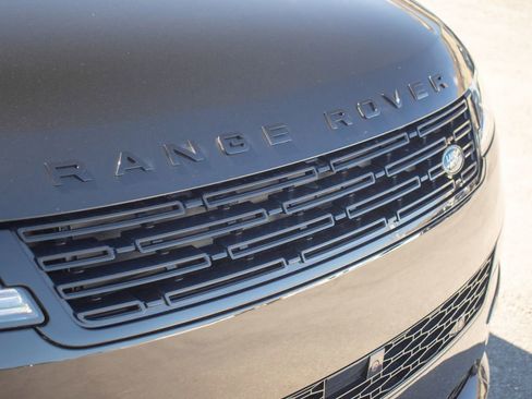 Used 2025 Land Rover Range Rover Sport Autobiography image 16