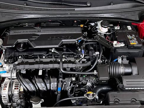 Certified 2025 Hyundai Elantra Sport FWD image 32