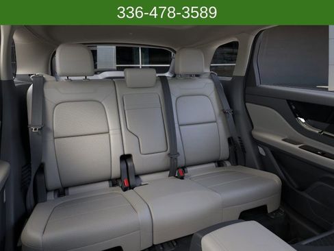 New 2026 Lincoln Corsair Premiere FWD image 11