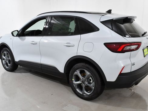 New 2026 Ford Escape ST-Line w/ Tech Pack #1 image 15