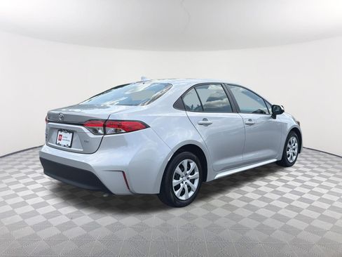 Certified 2024 Toyota Corolla LE FWD image 17