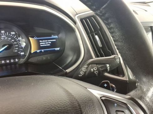 Used 2018 Ford Edge SEL w/ Equipment Group 201A AWD/4WD image 18