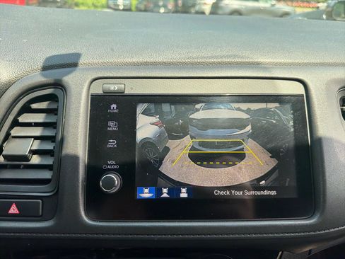 Used 2019 Honda HR-V Sport image 26