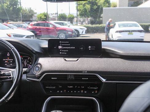 Used 2024 MAZDA CX-90 Plug-In Hybrid w/ Premium Pkg AWD/4WD image 17