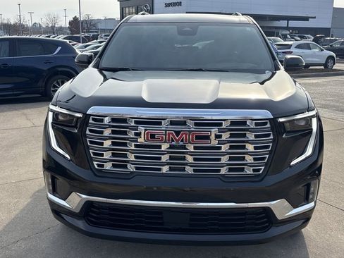 Used 2025 GMC Acadia Denali w/ LPO, Floor Liner Package image 13