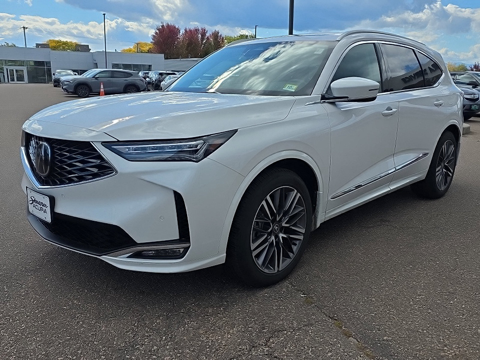 Certified 2025 Acura MDX w/ Advance Package AWD/4WD image 1