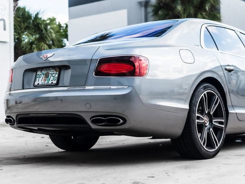Used 2017 Bentley Flying Spur S V8 AWD/4WD image 19