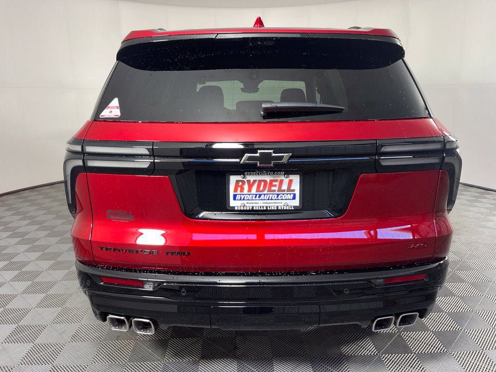 New 2027 Chevrolet Traverse RS w/ LPO, Floor Liner Package AWD/4WD image 6