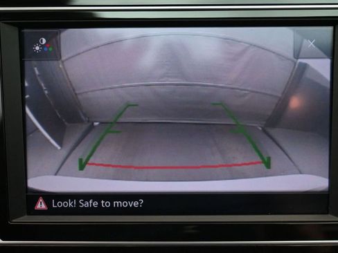 Used 2023 Volkswagen Jetta SE w/ Panoramic Sunroof Package FWD image 15
