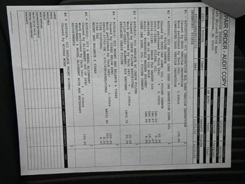 Used 2023 Toyota Camry SE image 5