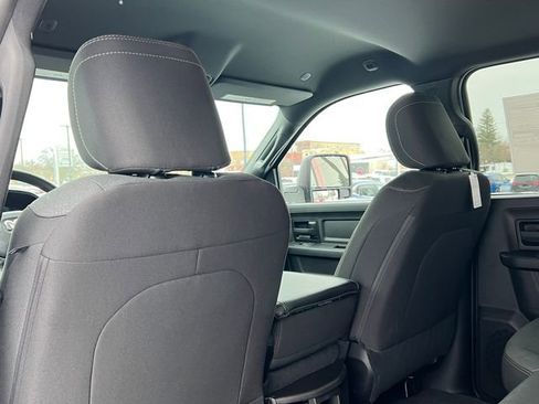 New 2026 RAM 2500 Tradesman AWD/4WD image 32