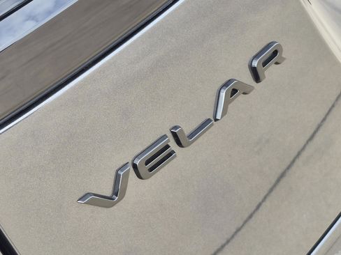 New 2026 Land Rover Range Rover Velar Dynamic SE image 11