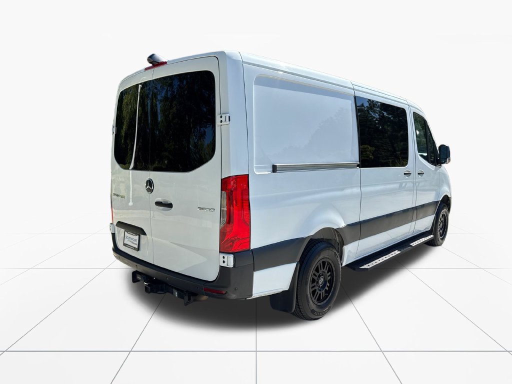 Used 2020 Mercedes-Benz Sprinter 2500 image 8