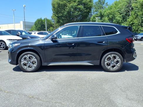 Used 2025 BMW X1 xDrive28i AWD/4WD image 3