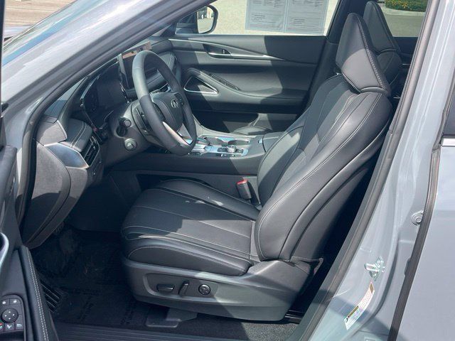 Certified 2027 INFINITI QX60 Luxe w/ Cargo Package FWD image 8