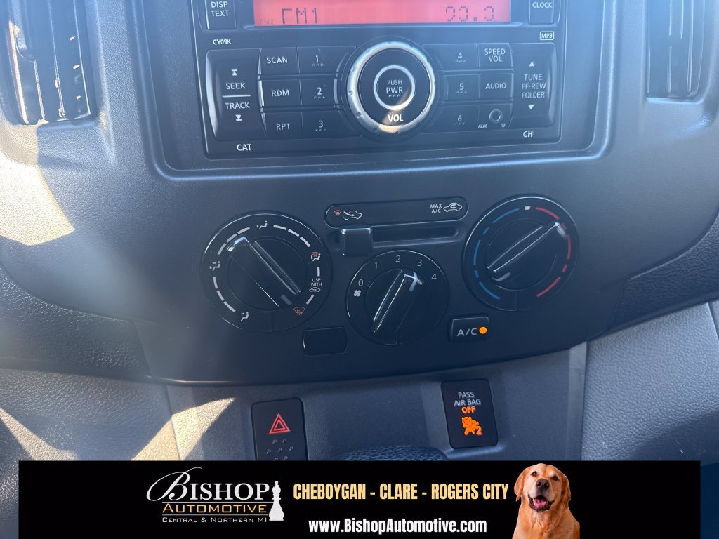 Used 2015 Chevrolet City Express LS FWD image 6