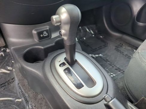 Used 2019 Nissan Versa SV w/ SV Special Edition Package image 15