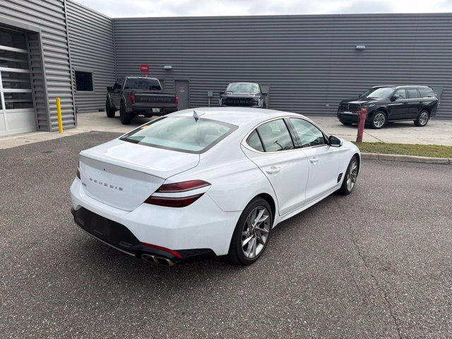 Used 2022 Genesis G70 2.0T RWD image 6