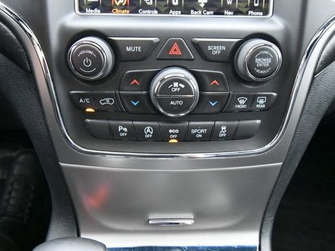 Used 2018 Jeep Grand Cherokee Altitude AWD/4WD image 28