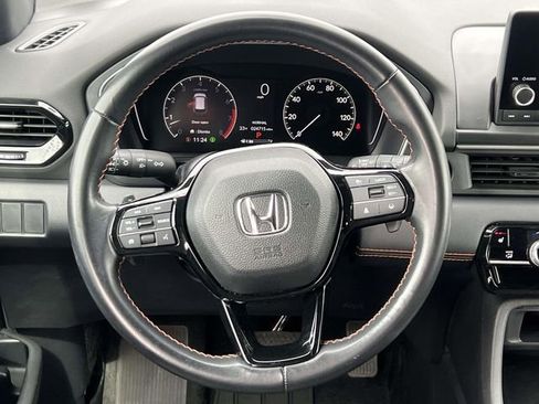 Used 2025 Honda Pilot Sport image 14