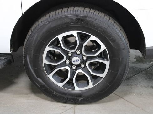 Certified 2024 Ford Expedition Max XLT image 19