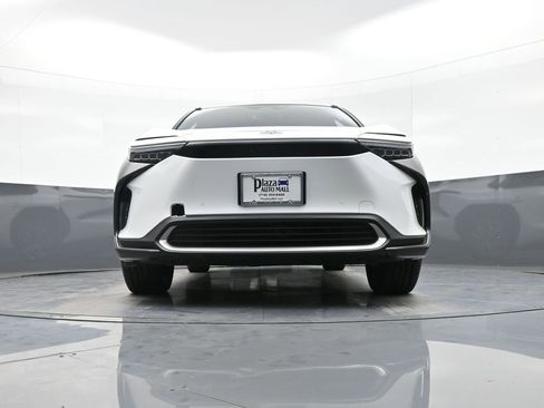 Certified 2023 Toyota bZ4X Limited image 27