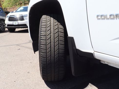 Used 2018 Chevrolet Colorado W/T w/ WT Convenience Package RWD image 6