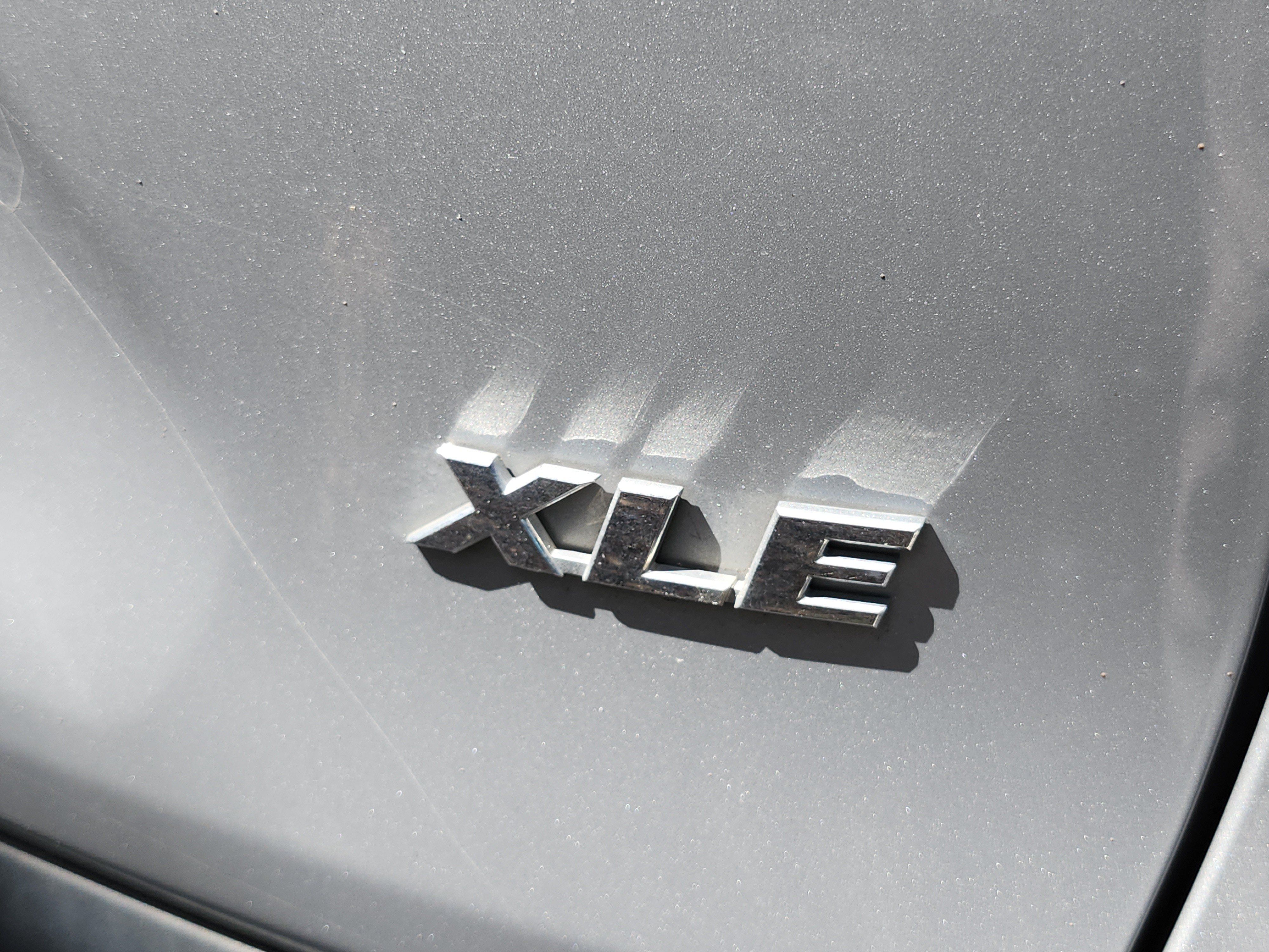 Used 2022 Toyota RAV4 XLE FWD image 19