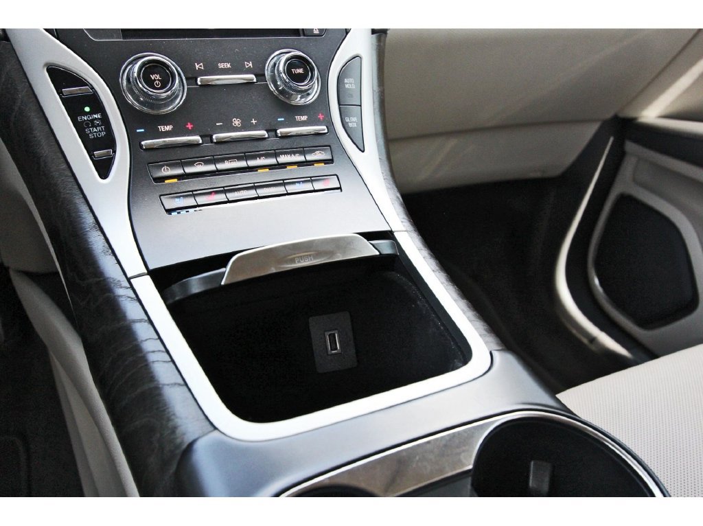 Used 2020 Lincoln Nautilus Reserve w/ Equipment Group 201A FWD image 29