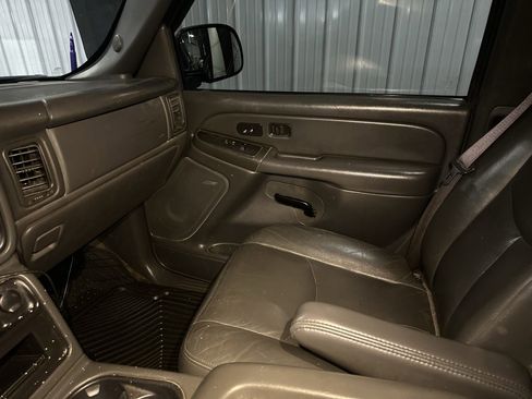 Used 2006 Chevrolet Silverado 1500 LT w/ Onstar Plus Package image 31