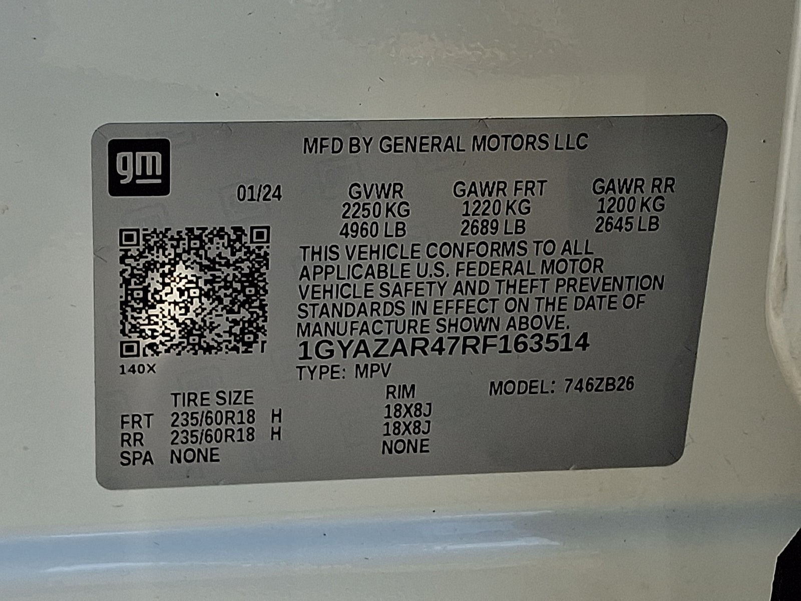 Used 2024 Cadillac XT4 Luxury w/ Cold Weather Package FWD image 23