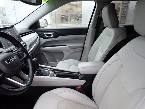 Used 2022 Jeep Compass Latitude w/ Convenience Group image 11