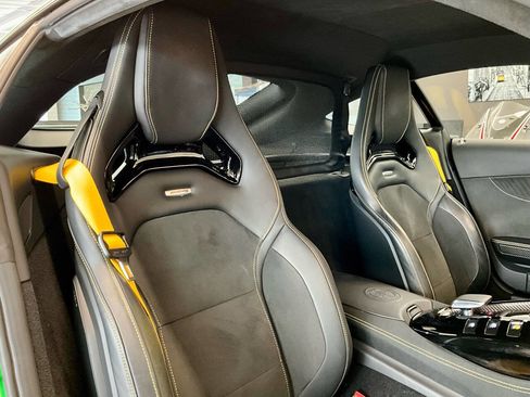 Used 2020 Mercedes-Benz AMG GT R image 31