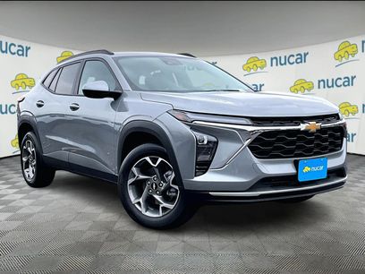 New 2025 Chevrolet Trax LT w/ LT Convenience Package