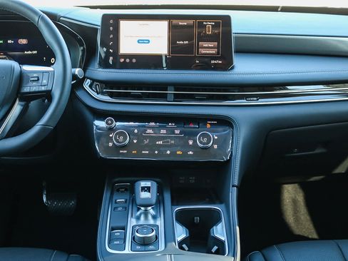 New 2026 INFINITI QX60 Luxe w/ Cargo Package image 15