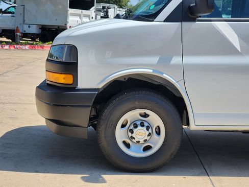 New 2025 Chevrolet Express 2500 w/ Driver Convenience Package image 14