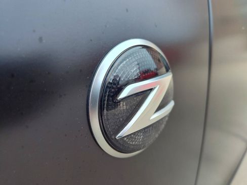 Used 2015 Nissan 370Z Roadster RWD image 45