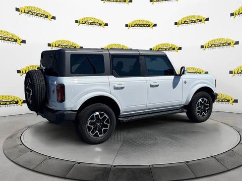 Certified 2023 Ford Bronco Outer Banks AWD/4WD image 5